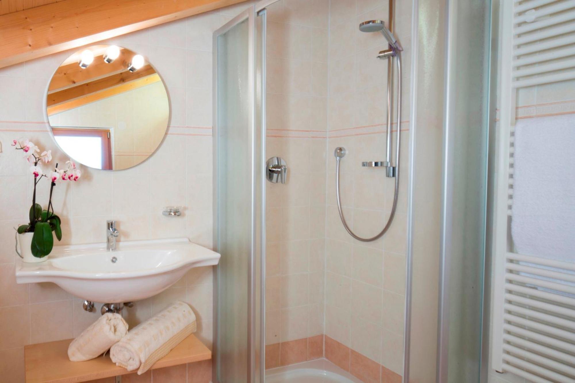 Ciasa Col Cuch Daire La Villa  Oda fotoğraf